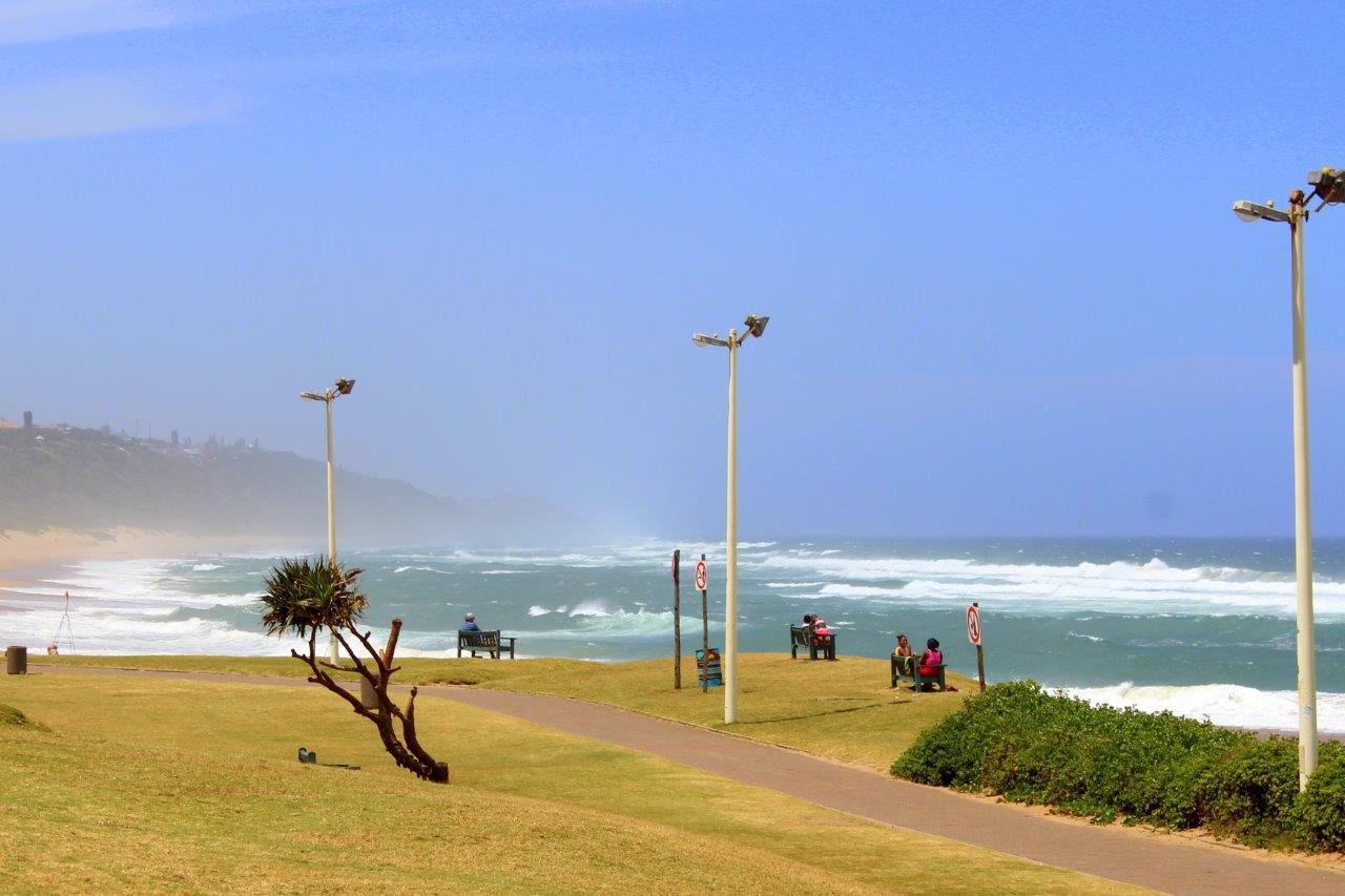 Silver Dolphin Holidays Lägenhet Amanzimtoti Rum bild